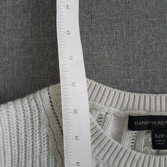 2for$30🏷Banana Republic Merino Wool Cable Knit Crewneck Sweater - Picture 7 of 11
